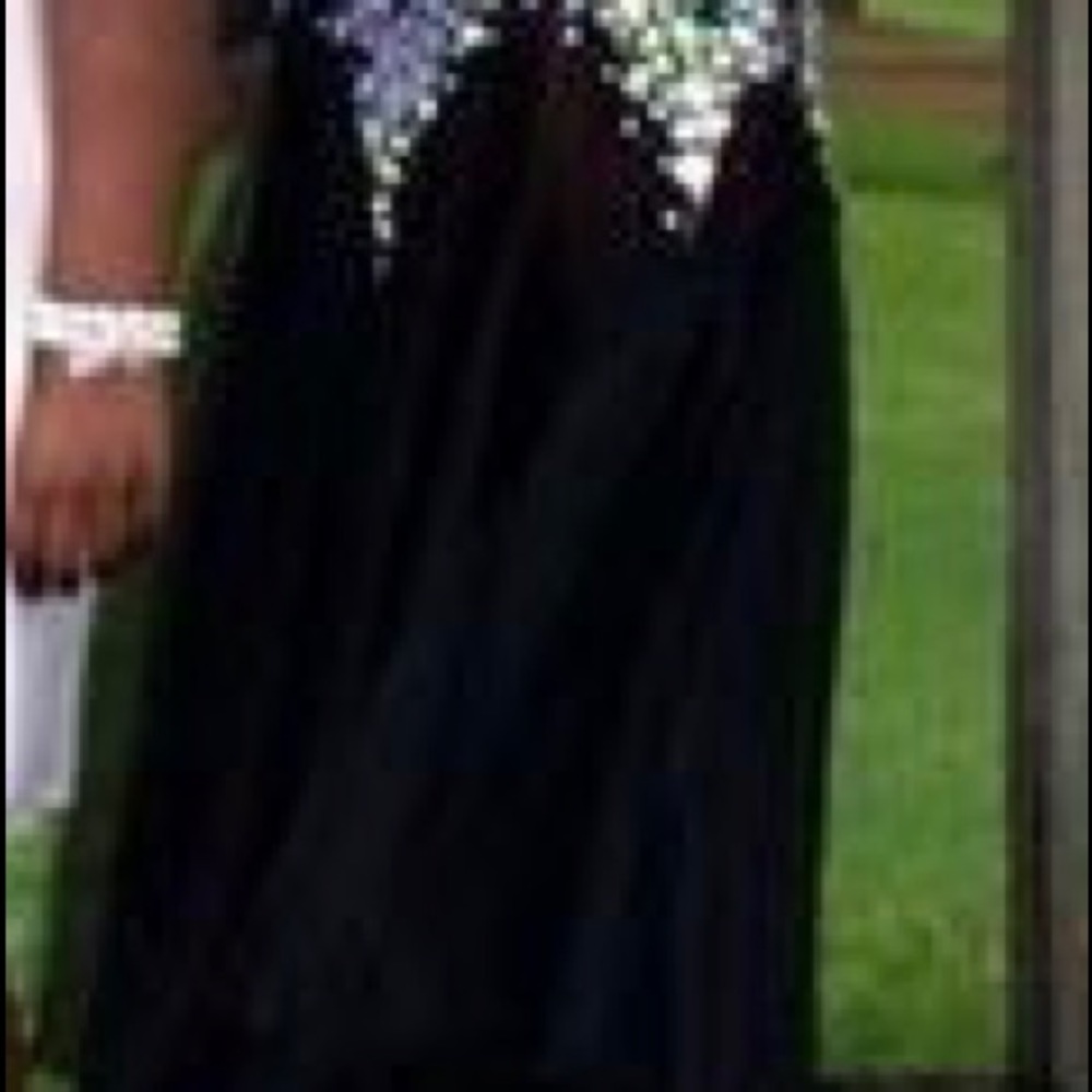 Black prom dress - Picture 4 of 4